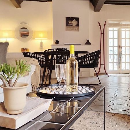 Uzes, Au Coeur Du Centre Medieval Le Logis Du Consul Un Bien D'Exception Du Xvieme Siecle Ngoại thất bức ảnh