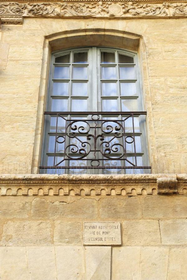 Uzes, Au Coeur Du Centre Medieval Le Logis Du Consul Un Bien D'Exception Du Xvieme Siecle Ngoại thất bức ảnh
