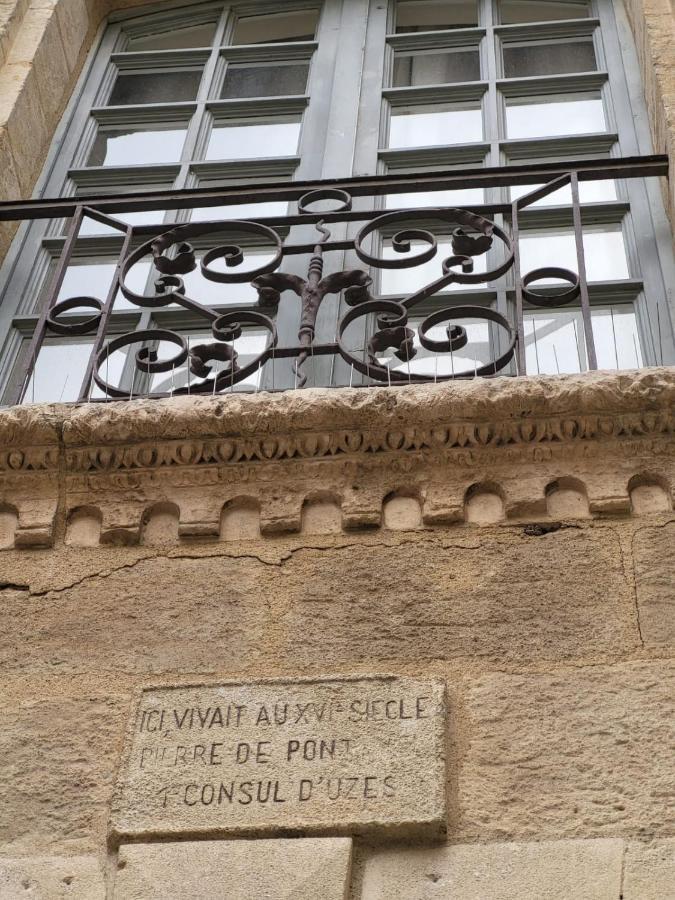 Uzes, Au Coeur Du Centre Medieval Le Logis Du Consul Un Bien D'Exception Du Xvieme Siecle Ngoại thất bức ảnh