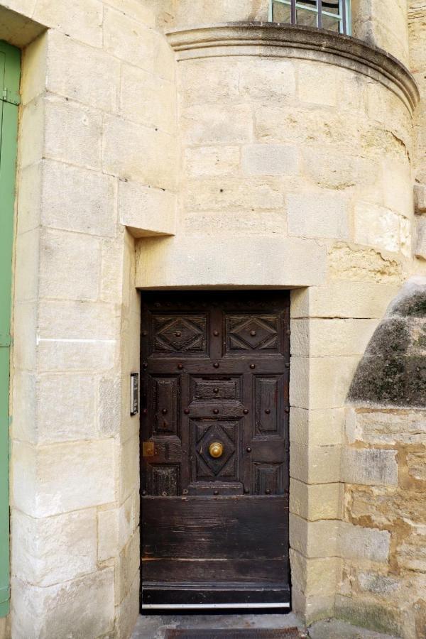 Uzes, Au Coeur Du Centre Medieval Le Logis Du Consul Un Bien D'Exception Du Xvieme Siecle Ngoại thất bức ảnh